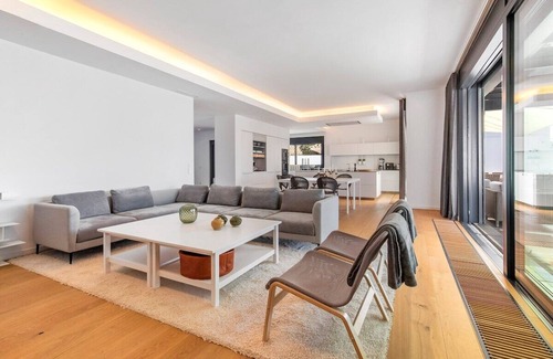 Urbanizacion Costabella Villa | The Beach House -Front line beach Villa in Elviria