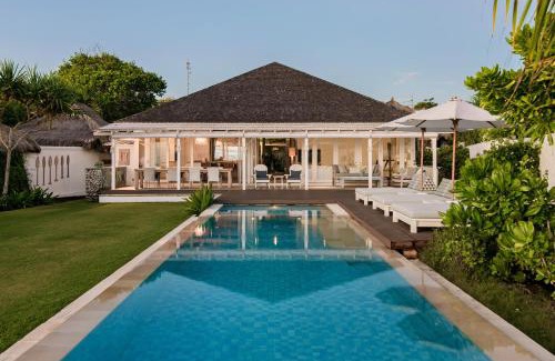 Mushroom Bay Villa | The Beach House Sandy Bay