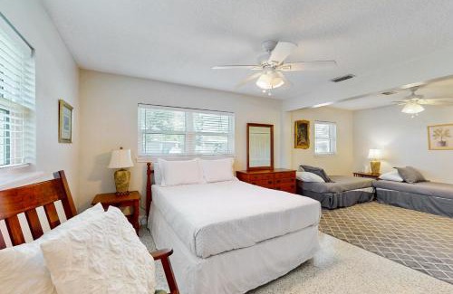 Venetian Way House | The Beach Nest