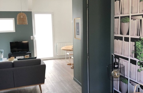 Nevez Apartment | The beach on foot, new, small terrace for 2 people.