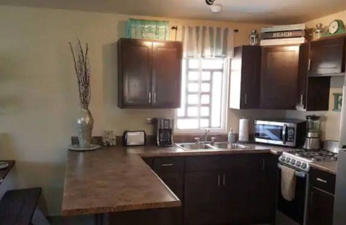 Brisas del Golfo House | The Beach Retreat! Backyard bar, games & fire pit!