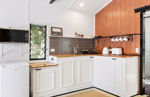 Dalmeny Apartment | The Beach Shack @ Dalmeny