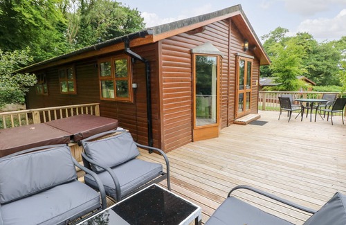 Narberth Cottage | THE BEECHES, pet friendly, luxury holiday cottage in Narberth