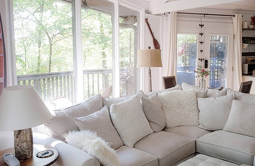 Big Canoe Cabin | The Bee’s Knees of Big Canoe! North GA Mountain Cabin