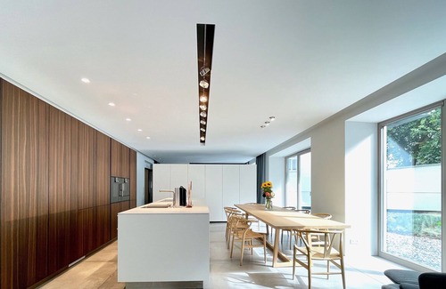 Neuhausen Apartment | the big modern perfect apartment - SIX MONTHS MINIMUM! DO NOT ASK!!!