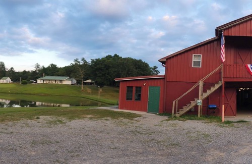 Ashley Oaks House | The Big Red Barn Unit #1-Direct trail access within 150 yards to G-23