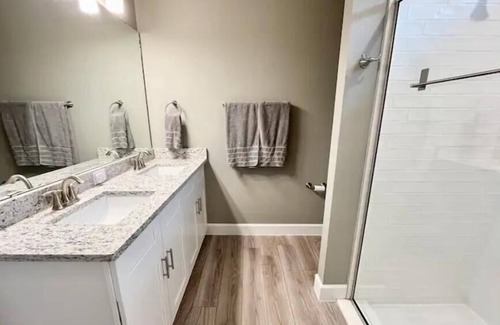 Sanford House | The Billiard: super fun home close to downtown with fully-fenced yard