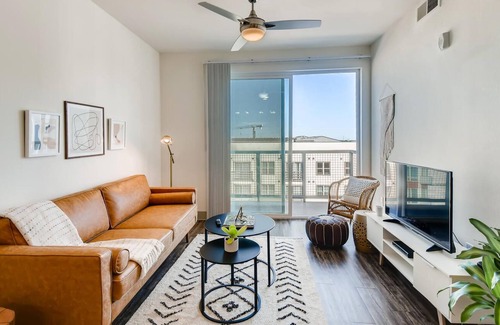 North Burnet Apartment | The Bindel l Domain l Amazing Location