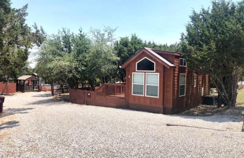 Austin House | The Bison Cabin - The Cabins at Rim Rock