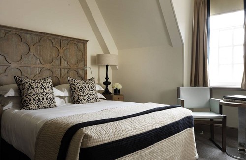 Fitzrovia Hotel | The Bloomsbury