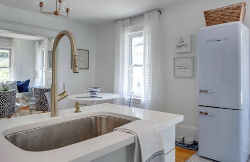 Southwest Raleigh House | The Blue Bungalow- NC State, ITB, Cameron Village
