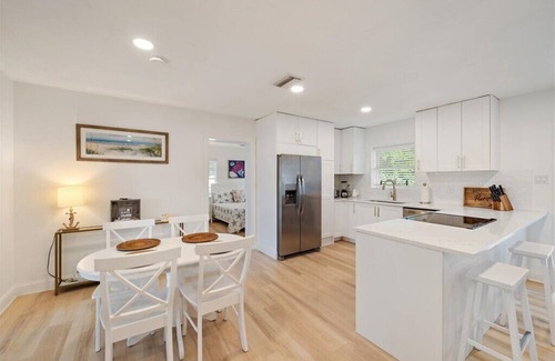 South Gate Ridge House | The Blue Conch – Read About the 4th Bedroom - Surf Shack - 3D Tour Available