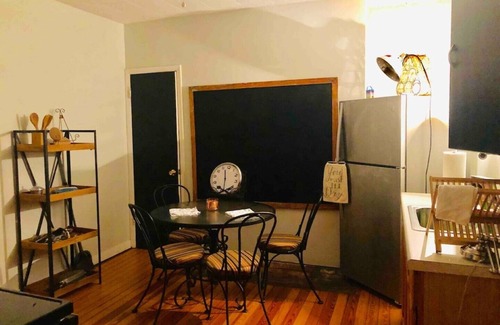 Old Town Winchester Apartment | The Blue Door steps from Handley Library