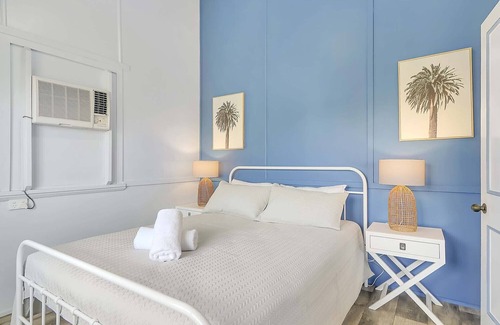 Keppel Sands House | The Boat House at Keppel Sands