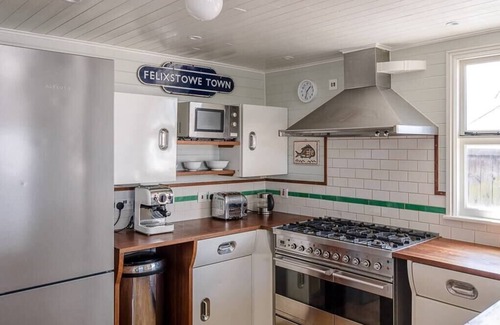 Felixstowe House | The Boathouse, Felixstowe Ferry