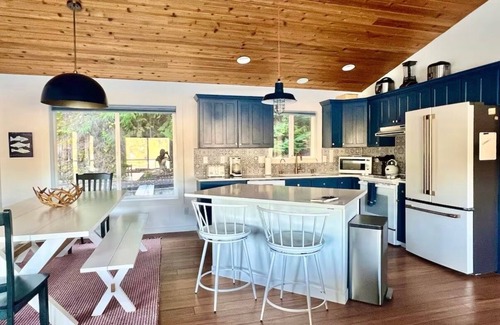 Coeur d'Alene House | The Boathouse Large Modern Renovated Waterfront Home with Decks and Docks
