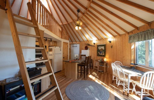 Fairbanks Cottage | The Borealis Yurt ~ Deluxe Mountain Getaway Above Fairbanks With Great Views