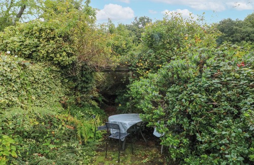 Rivington Cottage | THE BOTHY, pet friendly, with open fire in Horwich