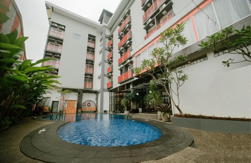 Sukabumi Hotel | The Bountie Hotel and Convention Centre Sukabumi