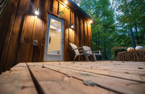 Middlesex Centre Cabin | The Bracken Cabin at Fernwood Hills