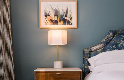 West Central Hotel | The Bradley