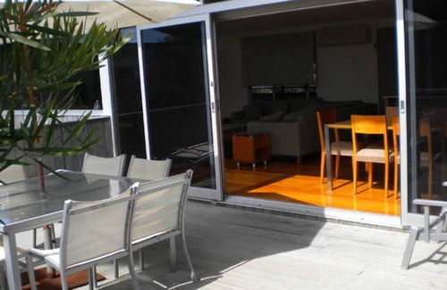 Inverloch House | The Breakers on the Surf