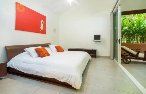 Tamarindo Hotel | The Breeze Hotel & Villas