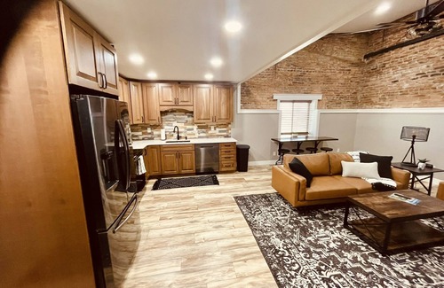 Ucon Apartment | The Brick Loft Apt#5