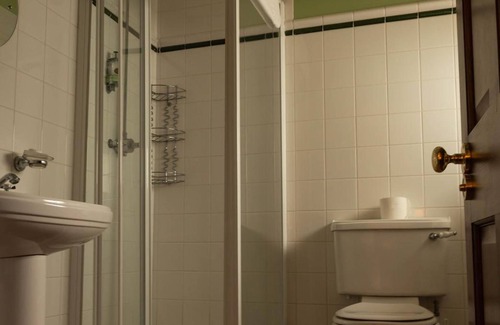 Helmsdale House | The Bridge Guest House