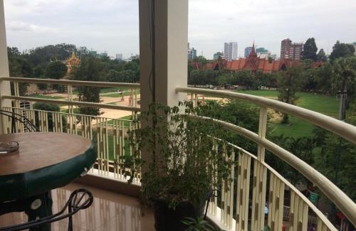 Daun Penh House | The Bright Lotus Guesthouse