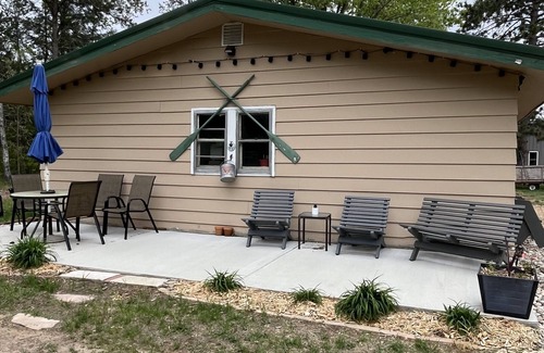 Necedah Apartment | The Bucks Snort is a cozy studio near Castle Rock Lake in Necedah