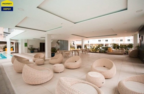 Lahug Condo | The building Mivesa Garden Residences 4 812