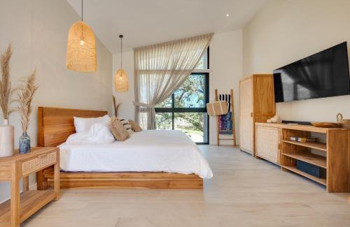 Playa Flamingo Apartment | The Bungalows #10 - Boutique Hotel in Flamingo Beach - Top Level Studio