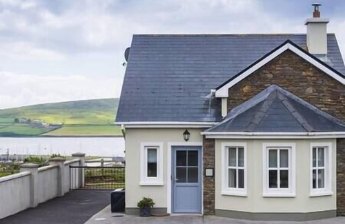Dingle House | The Burrow - Ard Na Mara