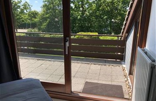 Brouwershaven House | The Butterfly. Peace and Freedom in Zeeland