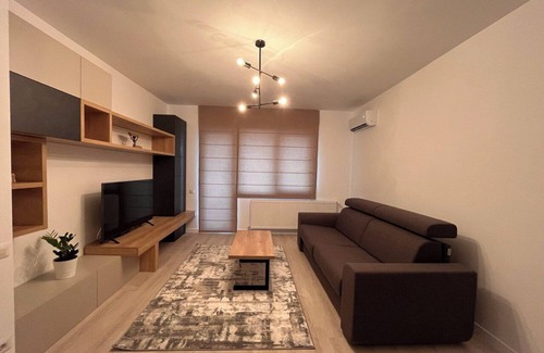 Bucharest Apartment | The Butterfly Suite 5 minutes to the Carol Park