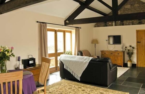 Abergavenny Cottage | The Byre