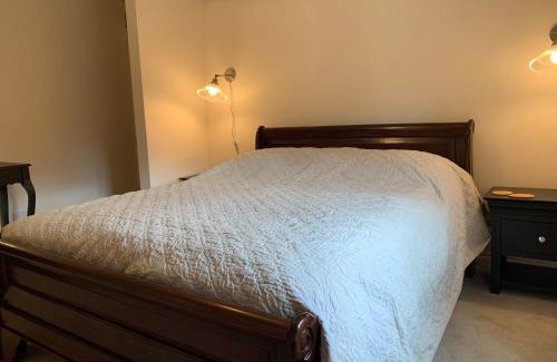 Frilford Bed & Breakfast | The Byre