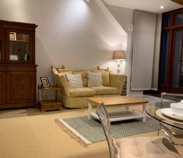 Frilford Bed & Breakfast | The Byre