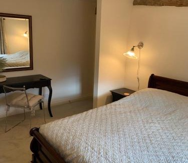 Frilford Bed & Breakfast | The Byre