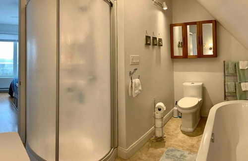 Canal House | The Carriage House - Tranquility With A View!