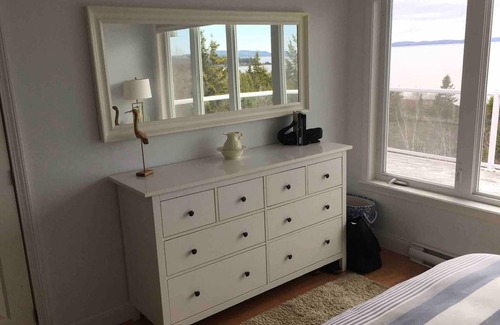 Canal House | The Carriage House - Tranquility With A View!