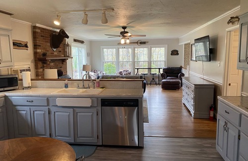 Shepherdstown House | The C&O Adventure Retreat on Taylor's Landing