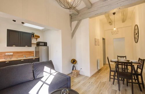 Tours Apartment | The cabin: In the shade of old beams