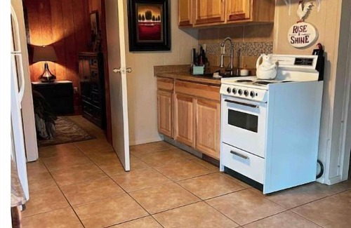 Hurricane Cabin | The Cabin is your home away from home, All you need for a comfortable stay +