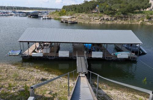 Yacht Harbor House | The Cabin on Lake Travis