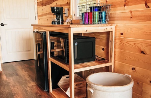 Iron Post Cabin | The Cabins at Bent Pine Ranch ~ Cabin #5