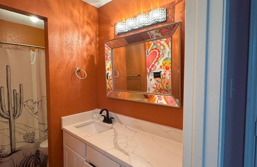 North Richland Hills House | The Cactus Casa Dos - Southwestern Retreat w/Easy DFW Access - Pet Friendly
