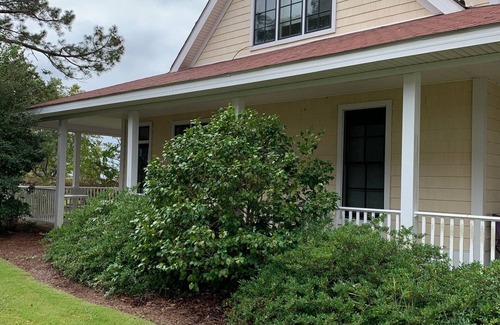 Hobucken House | The Cala Lily: A Luxury Water Access River Beach Home with Wraparound Porch