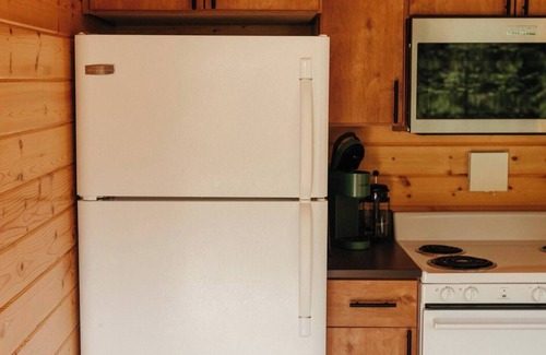Lakeside Apartment | The CAMP HAUS: A Montana Tiny Cabin Forest Retreat